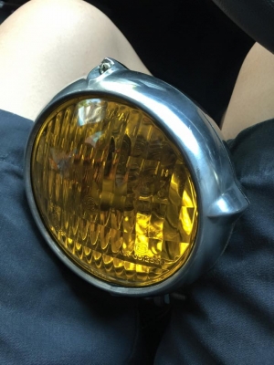 ขายไฟสปอต์ไลท์แนวๆ