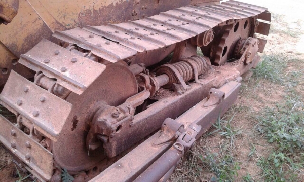 CATERPILLA D4 รถแทรกเตอร์ตีบตะขาบ เครื่องเดิมปั๊มเดิมทำงานได้ปกติครับ ช่วงล่างเดิมๆ เอกสารสัญญาซื้อขาย ราคาต่อรองได้ครับ