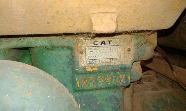 CATERPILLA D4 รถแทรกเตอร์ตีบตะขาบ เครื่องเดิมปั๊มเดิมทำงานได้ปกติครับ ช่วงล่างเดิมๆ เอกสารสัญญาซื้อขาย ราคาต่อรองได้ครับ