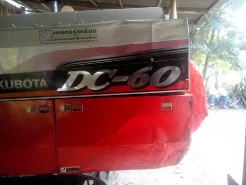 DC60-Plus+เทเลอร์ **ราคา320,000 บ.ต่อรอง** ขาย รถเกี่ยวข้าวแบบรองกระสอบ พร้อมเทเลอร์ขนย้าย KUBOTA DC60-Plus ปี2553 เครื่องเดิม เกียร์เดิม เครื่องยนต์ KUBOTA -60แรง แน่นดี แรงดี เกียร์ดี ปั้มแน่น ใช้งาน2,1xx ชั่วโมง ปากเกี่ยวไม่ผุ ช่วงล่าง70-80\% แน่นดี คล่ DC60-Plus+เทเลอร์ **ราคา320,000 บ.ต่อรอง** ขาย รถเกี่ยวข้าวแบบรองกระสอบ พร้อมเทเลอร์ขนย้าย KUBOTA DC60-Plus ปี2553 เครื่องเดิม เกียร์เดิม เครื่องยนต์ KUBOTA -60แรง แน่นดี แรงดี เกียร์ดี ปั้มแน่น ใช้งาน2,1xx ชั่วโมง ปากเกี่ยวไม่ผุ ช่วงล่าง70-80\% แน่นดี คล่