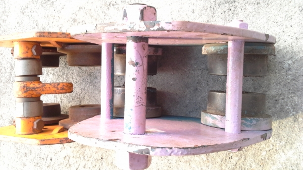 ขายโครงรอก+ตัววิ่งบนรางสำหรับยกของหนัก