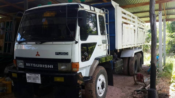***ขายแล้วครับขอบคุณ Truck2hand ขายFUSO-TD 10ล้อ2เพลาดั้ม MITSUBISHI FUSO FN527-TD6066 วางเครื่อง6D15-Bointer 210HP (ลงเล่ม) เกียร์เดิม10สปีด เครื่องดีแห้งๆ แน่นดี แรงดี เกียร์ดีเข้าง่าย ไม่หลุด ช่วงล่าง แน่น เบรคใหญ่ เพลาบุ๋มแล้ว คัสซีดี สว