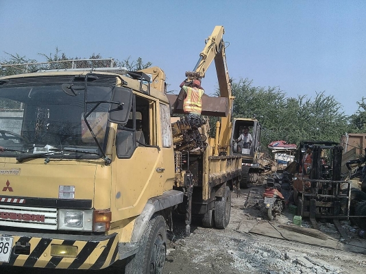 แจ้งลูกค้าครับ - จัดส่งขึ้นรถให้เรียบร้อยแล้วนะครัย สำหรับรถหน้าตักหลังขุดเล็ก พร้อมทำสีใหม่ให้ด้วยครับ ขอบคุณมากครับ แจ้งลูกค้าครับ - จัดส่งขึ้นรถให้เรียบร้อยแล้วนะครัย สำหรับรถหน้าตักหลังขุดเล็ก พร้อมทำสีใหม่ให้ด้วยครับ ขอบคุณมากครับ