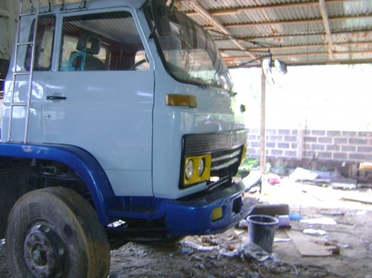 JOMBO  2เพลา  ดั้ม (  รถกำลังทำสีครับ ) ทะเบียนเต็ม ราคา  650,000 บาท