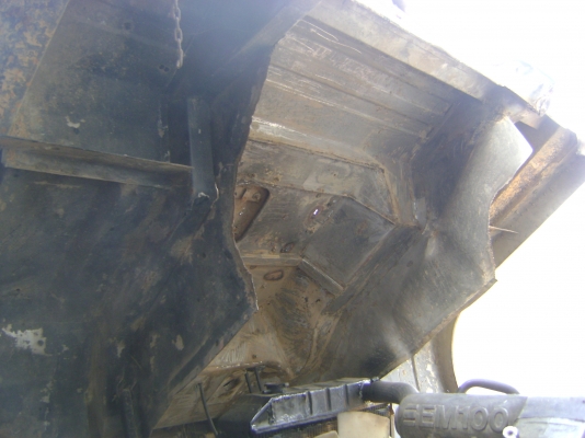 JOMBO  2เพลา  ดั้ม (  รถกำลังทำสีครับ ) ทะเบียนเต็ม ราคา  650,000 บาท