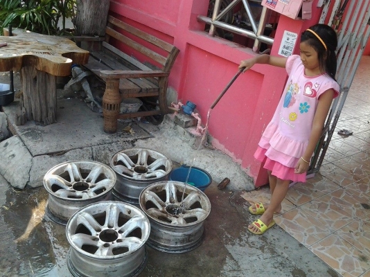 ล้อเล็บเหยี่ยว แท้ เดิม ๆ ยังไม่เคยทำสีเลย 16*7 / 6 รู off 7.5 ส่งทั่วไทย