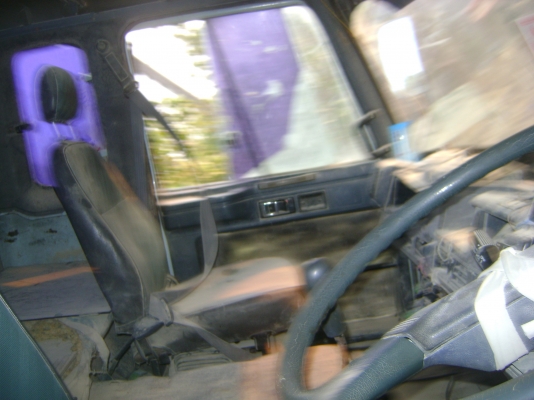 (หัวแชสชี  ) อีชูชุ  เครื่อง 195  แรง  รถตามภาพ  ราคา 430,000 บาท