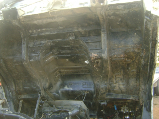 (หัวแชสชี  ) อีชูชุ  เครื่อง 195  แรง  รถตามภาพ  ราคา 430,000 บาท