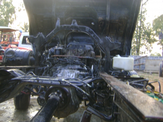 (หัวแชสชี  ) อีชูชุ  เครื่อง 195  แรง  รถตามภาพ  ราคา 430,000 บาท