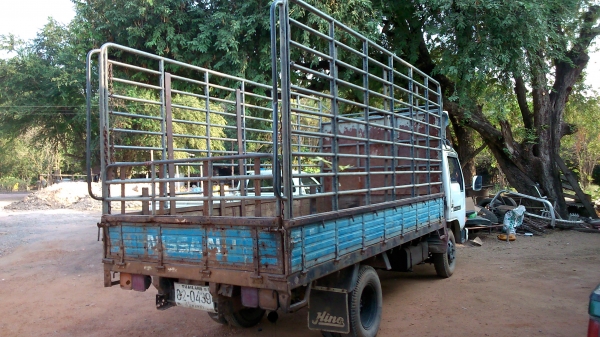 ์NISSAN-MGH40 เครื่อง100 ดีเซล ปี 85 ยกหัวได้