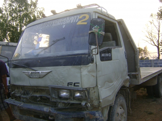 FC  120 แรง  ตามสภาพ พื้นเรียบ  ราคา  285,000  บาท