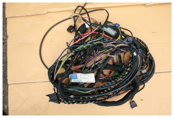 สายไฟ wiring harness สำหรับ Benz E ตากลม W210