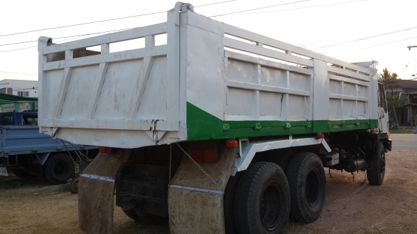 ขายด่วนไอ้หลงเบรคใหญ่สองเพลาดั้ม สภาพเก็บรายละเอียดนิดหน่อยสวยกริบๆราคาโทร0843923995