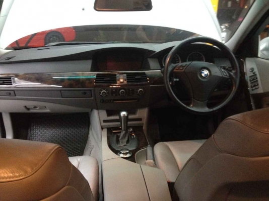 ขาย BMW Series 5 520i M Sport