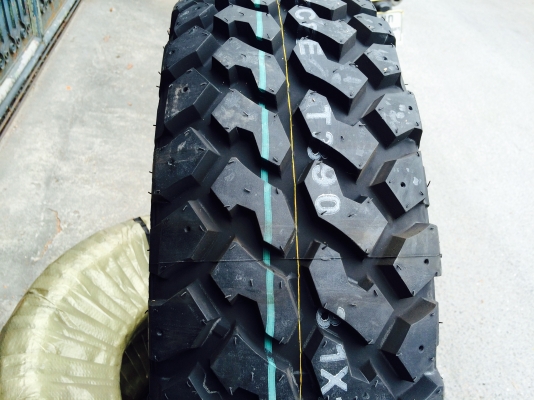 ขายยางมัดใหม่ค้างปีมี2ไซส์31x10.5R15และ265/75/16ถูกๆครับ