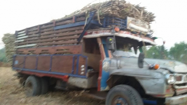 หกล้อรุ่นใหญ่ อีซูซุ 165แรง พ.เพาเวอร์ สโลส์อินเตอร์ สภาพดีพร้อมลุย ทะเบียนพร้อมโอน