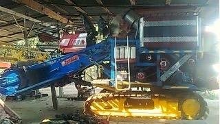 ไทยเส็ง-เดี่ยวทรนง**ราคา 575,000 บ.ต่อรอง**ขาย เดี่ยวทรง รถเกี่ยวข้าวแบบอุ้ม "TSY ไทยเส็งยนต์ รุ่น เดี่ยวทรนง" เครื่องยนต์ HINO JO8C (JO-I)เทอโบ 235HP  อุ้ม2.5ตัน ปั้มไดกิ้นเบอร์23 ช่วงล่าง ตัวเดิน12HT เครื่องดี แห้งดี แรง ปั้มดี แน่น แรงดี ช่วง