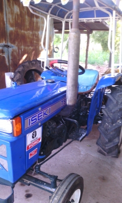 อิเซกิ 210 มีผานพรานติดรถ สภาพดีพร้อมใช้งาน โทร 081-0745778 ลุงโหนกรับสาย