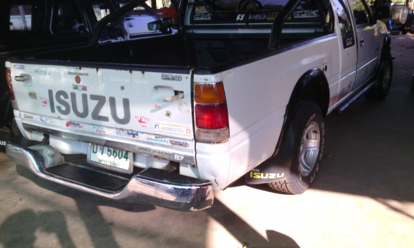 ขายอิซูซุแค็ปสภาพดี รถใช้มือเดียว โทร 081-0745778 ลุงโหนกรับสาย ขายอิซูซุแค็ปสภาพดี รถใช้มือเดียว โทร 081-0745778 ลุงโหนกรับสาย