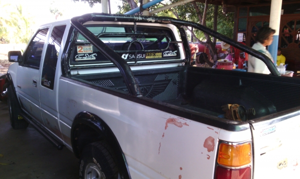 ขายอิซูซุแค็ปสภาพดี รถใช้มือเดียว โทร 081-0745778 ลุงโหนกรับสาย ขายอิซูซุแค็ปสภาพดี รถใช้มือเดียว โทร 081-0745778 ลุงโหนกรับสาย