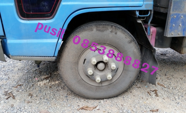 ขายุ6ล้อ npr115กระบะคอกแป๊บ  ช่วงล่างใหญ่ สวยๆแอร์เย็นพร้อมใช้งาน