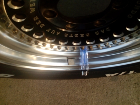 ขายยาง BF all 30/9.5/15 พร้อมแม็กJapan สวยๆครับ