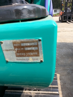 ขายรถเล็ก PC40-7 สนใจติดต่อ081-3194528