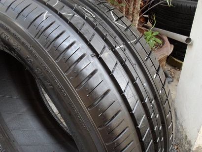 ขายเศษยาง MICHELIN PS3 ปี14(1เส้น) 205-55-16 ราคา 1,500 ขายเศษยาง MICHELIN PS3 ปี14(1เส้น) 205-55-16 ราคา 1,500