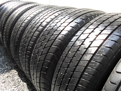 ขายยาง DUNLOP SP SPORT 2030 ปี12(1ชุด) 185-60-15 ราคา 2,400 ขายยาง DUNLOP SP SPORT 2030 ปี12(1ชุด) 185-60-15 ราคา 2,400