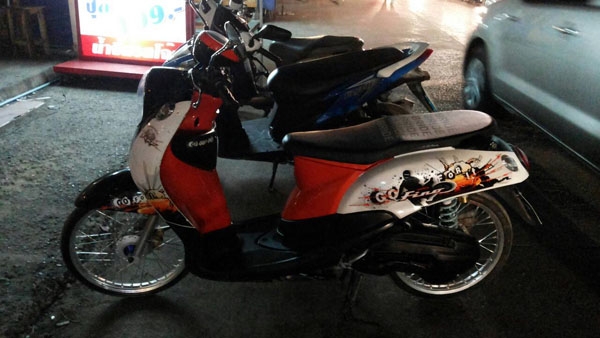 ขายฟีโน่ ปี2010 เครื่องดี ล้อใหม่ ยางใหม่ ไฟซีนอล เอกสารพร้อม