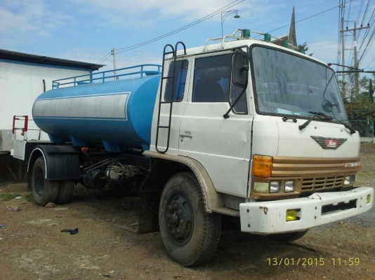 รับซื้อ-ขาย,รถหกล้อบรรทุกนํา,,และรถ ซากๆ- ทุกชนิด สวยๆ,,โทรเลย 098-6474222