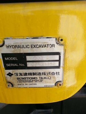 ขายรถขุด SUMITOMO SH200-5  ติดต่อวิภาดา 081-3194528