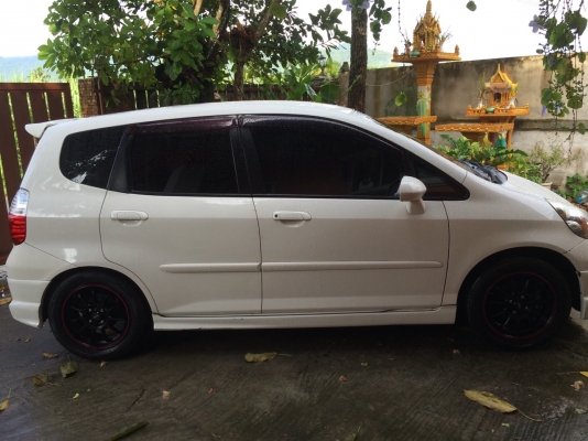 ขายดาว์น 10,000 ครับ