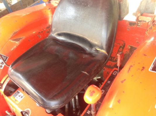 ขายรถไถ KUBOTA L3608 มีภาพวีดีโอ อายุการใช้งาน 1,085 ชั่วโมง พร้อมอุปกรณ์ 3 รายการ ผานดันหน้า โรตารี