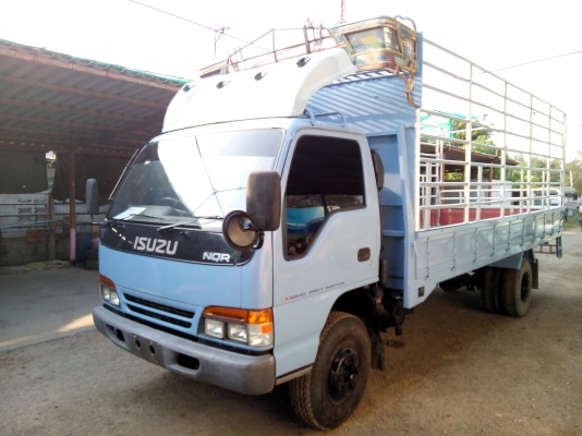 6 ล้อกลาง  ISUZU  NQR  120 แรงม้า  *ยาว 5.50 ม.*  รถสวยเดิม+สวยจริง+สภาพพร้อมใช้งาน * รถห้างแท้ * มีเล่มพร้อม *