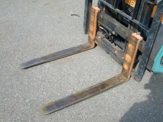 ขายฟอร์คลิฟต์ TOYOTA 42-7FG18 ใช้งานได้ 2 ระบบ GASOLINE/LPG  ( Specs Japan ) SIDE SHIP , เกียร์ AT , เดิมแท้จากญี่ปุ่น !!!!