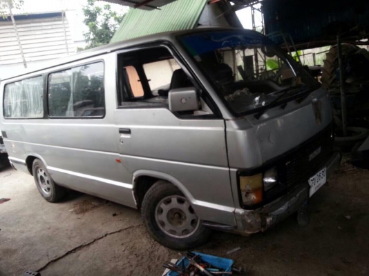 รถตู้ Toyota ติดแก๊ส เครื่องดี ภายในสวย รถพร้อมใช้