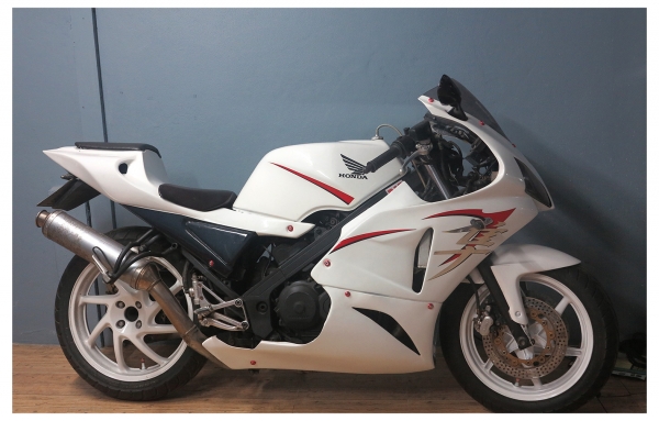 Honda VFR 400 ทะเบียนแท้ พร้อมโอนขนส่ง