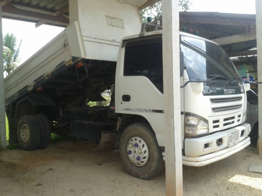 รถisuzu130ปี50. สวยทั้งคันติดต่อ. 080-1405528