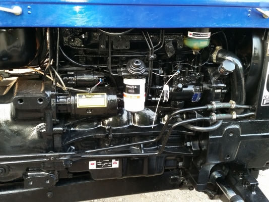 ขายรถไถฟอร์ด  FORD  NEWHOLLAND  6610S 4WD