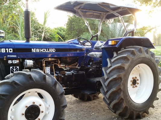 ขายรถไถฟอร์ด  FORD  NEWHOLLAND  6610S 4WD