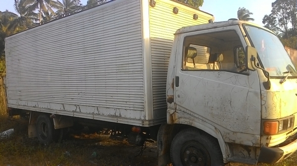 ขายหกล้อ