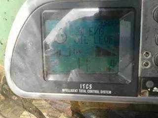 SK200 M.5 ธรรมดาไฟฟ้าครบ 3หมื่นกว่า ชม. รถสภาพดี พร้อมใช้ เอกสารซื้อ-ขาย