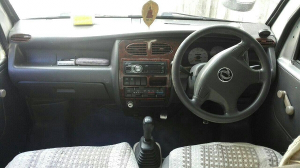 ขายรถตู้สีขาว ยี่ห้อ DFM รุ่น MINI VAN 1300 cc