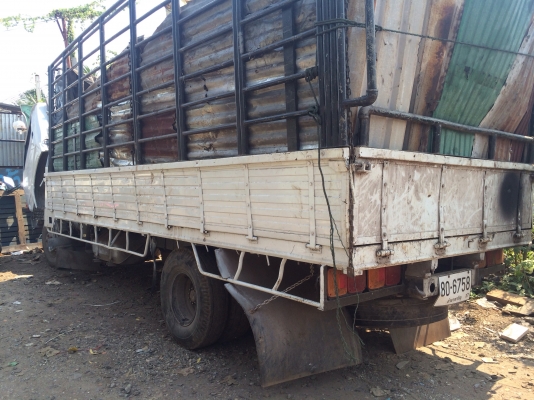 ขาย6ล้อยาว5.5เมตร ขาย6ล้อยาว5.5เมตร