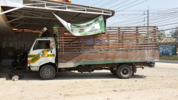 กระบะหกล้อ KM779  กว้าง2.1ยาว 5.5 เมตร  25000