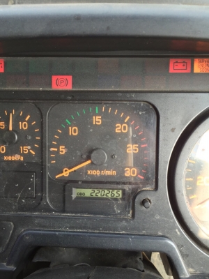 Isuzu Deca 320 สิบล้อหัวลาก 2 เพลา แมคโหลดรุ่น50 ปีทอง เครื่องดีเกียร์ดียางดี 10 เส้น พร้อมใช้งาน หัวเดิม