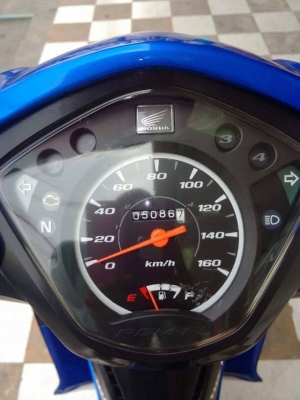 รุ่นใหม่ล่าสุด New Honda Wave 110i FI ปี 2557 รถสวยมากมาย ได้ไปคุ้มค่าแน่นอน