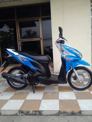 รุ่นใหม่ล่าสุด Click 125i สีน้ำเงิน ขาว รุ่น Tune up รถสวยวิ๊ง ประหยัดน้ำมัน รุ่นใหม่ล่าสุด Click 125i สีน้ำเงิน ขาว รุ่น Tune up รถสวยวิ๊ง ประหยัดน้ำมัน