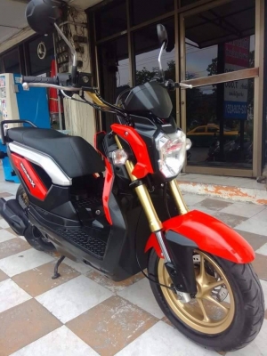 รุ่นใหม่ล่าสุด Zoomer X ปี 2557 ล้อแม็กซ์ รถสวยเท่ห์ดูดีมาก เครื่องเดิมๆ ประหยัดน้ำมัน